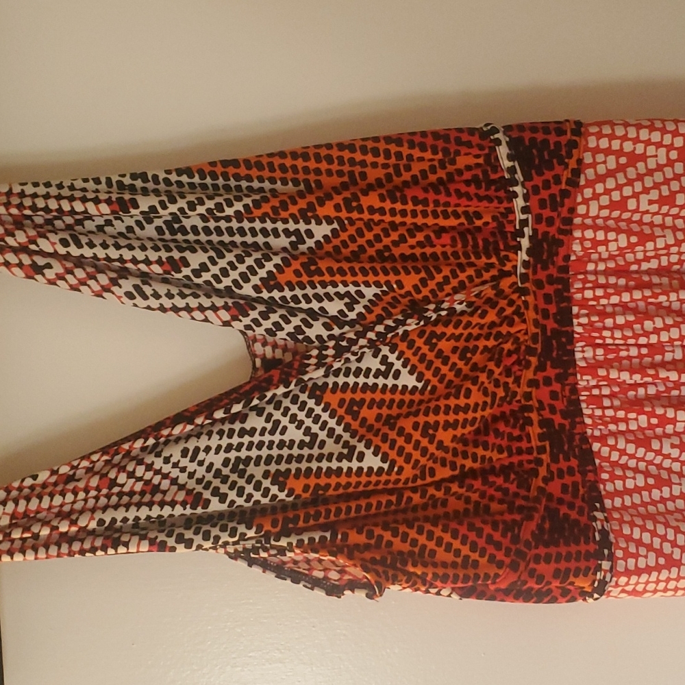 Dress - Picture 2 of 3